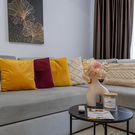 Apartment Mo Host Noua *