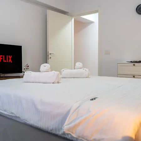 Apartment Mo Host Noua