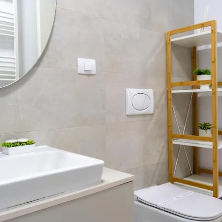 Mo Host Noua Braşov